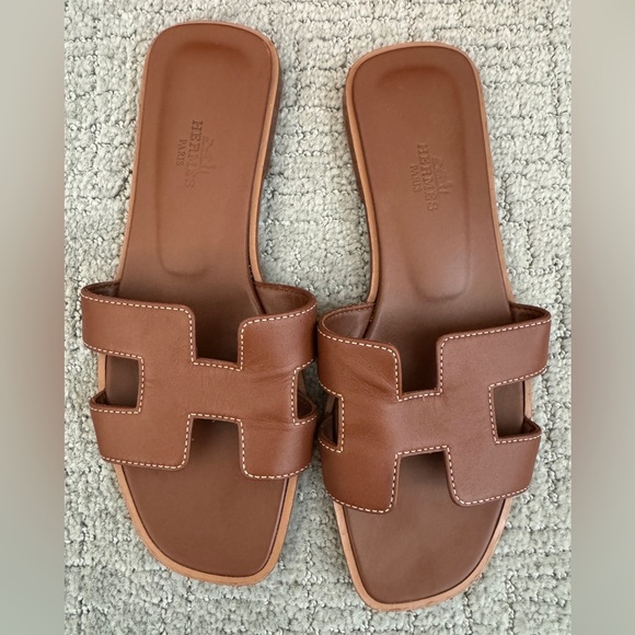 Hermes brown Oran Sandals Size 37 (US 6.5-7) - Picture 2 of 9